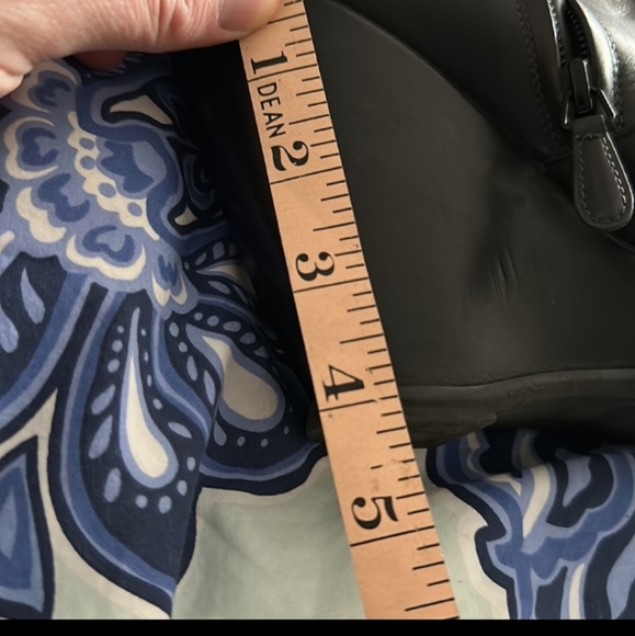 BALENCIAGA BLACK LEATHER WEDGE BOOTS EUC - Picture 9 of 12